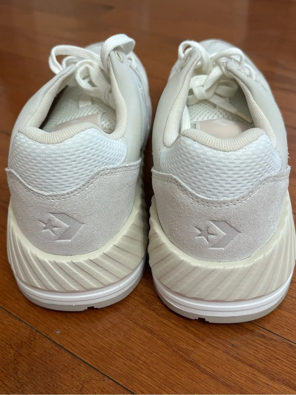Converse Cream Low-Top Sneakers with Subtle Branding A13462C